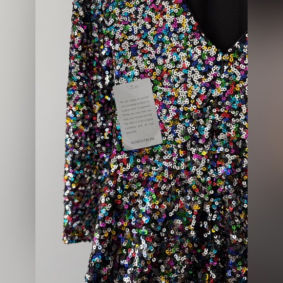 Dress the Population ‘Emery’ Sequin Bodycon Dress - Picture 6 of 8